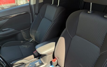 Mitsubishi Outlander III рестайлинг 3, 2021 год, 2 300 000 рублей, 12 фотография