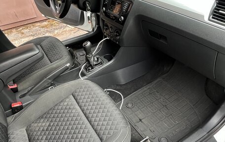 Skoda Rapid I, 2016 год, 1 000 000 рублей, 9 фотография