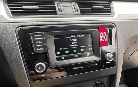 Skoda Rapid I, 2016 год, 1 000 000 рублей, 10 фотография