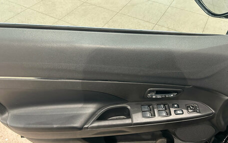 Mitsubishi ASX I рестайлинг, 2013 год, 999 000 рублей, 14 фотография