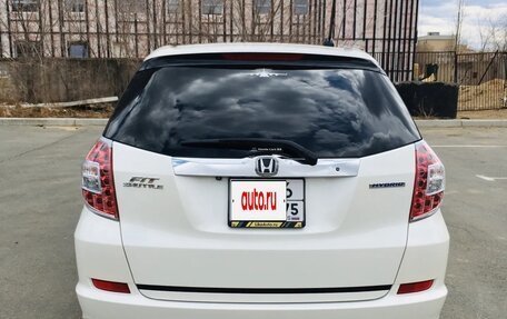 Honda Fit Shuttle I рестайлинг, 2013 год, 1 150 000 рублей, 7 фотография