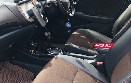 Honda Fit Shuttle I рестайлинг, 2013 год, 1 150 000 рублей, 9 фотография