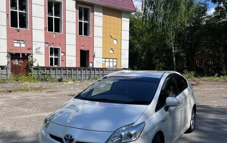 Toyota Prius, 2010 год, 1 100 000 рублей, 8 фотография