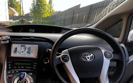 Toyota Prius, 2010 год, 1 100 000 рублей, 11 фотография