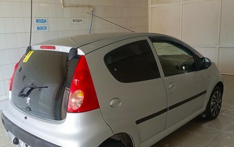Peugeot 107 I рестайлинг, 2007 год, 329 000 рублей, 5 фотография
