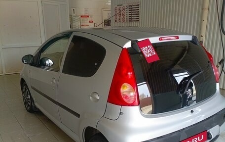 Peugeot 107 I рестайлинг, 2007 год, 329 000 рублей, 4 фотография