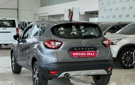 Renault Kaptur I рестайлинг, 2021 год, 1 600 000 рублей, 6 фотография