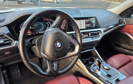 BMW 3 серия, 2021 год, 2 900 000 рублей, 11 фотография