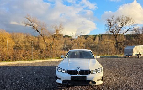 BMW 3 серия, 2021 год, 2 900 000 рублей, 2 фотография