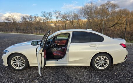 BMW 3 серия, 2021 год, 2 900 000 рублей, 9 фотография