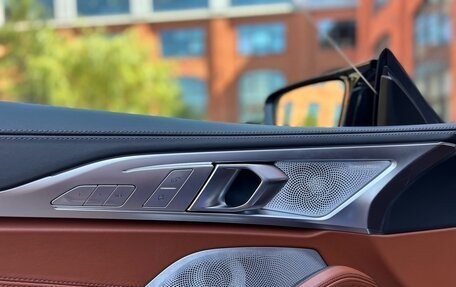 BMW 8 серия, 2023 год, 14 500 000 рублей, 10 фотография