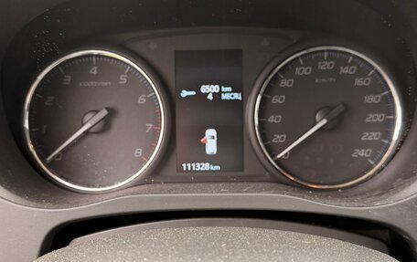 Mitsubishi Outlander III рестайлинг 3, 2020 год, 2 450 000 рублей, 3 фотография