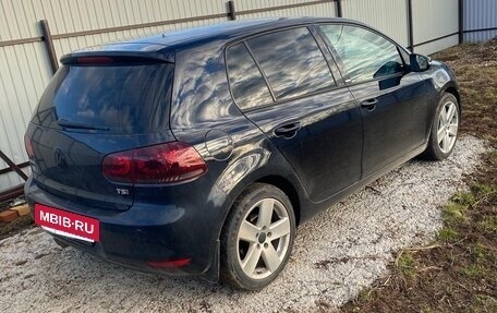 Volkswagen Golf VI, 2011 год, 900 000 рублей, 3 фотография