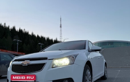 Chevrolet Cruze II, 2012 год, 530 000 рублей, 3 фотография