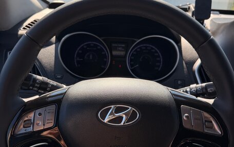 Hyundai ix35 I рестайлинг, 2012 год, 1 200 000 рублей, 10 фотография