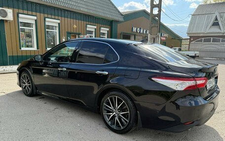 Toyota Camry, 2020 год, 2 650 000 рублей, 6 фотография