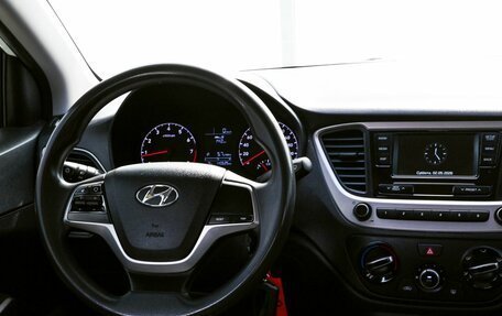 Hyundai Solaris II рестайлинг, 2018 год, 1 029 000 рублей, 19 фотография