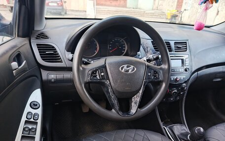 Hyundai Solaris II рестайлинг, 2016 год, 790 000 рублей, 5 фотография