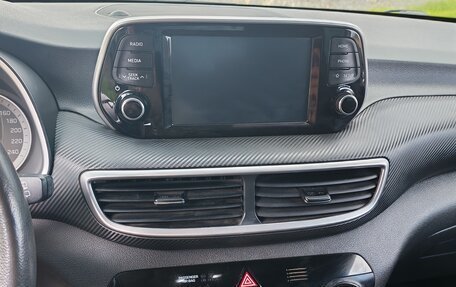 Hyundai Tucson III, 2019 год, 2 300 000 рублей, 9 фотография