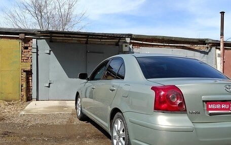 Toyota Avensis III рестайлинг, 2008 год, 750 000 рублей, 2 фотография