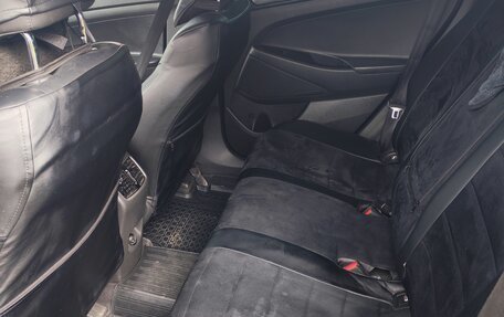 Hyundai Tucson III, 2019 год, 2 300 000 рублей, 11 фотография