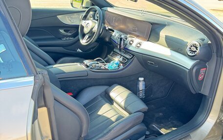 Mercedes-Benz E-Класс, 2018 год, 5 200 000 рублей, 9 фотография