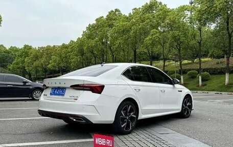 Skoda Octavia IV, 2023 год, 1 610 000 рублей, 7 фотография