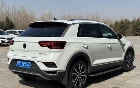Volkswagen T-Roc I, 2023 год, 1 860 999 рублей, 6 фотография