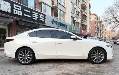 Mazda 3, 2022 год, 1 720 000 рублей, 8 фотография