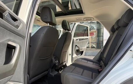 Volkswagen T-Roc I, 2023 год, 1 860 999 рублей, 22 фотография