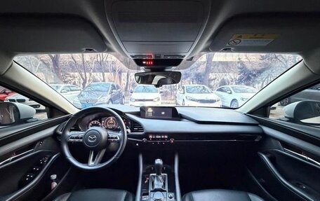 Mazda 3, 2022 год, 1 720 000 рублей, 10 фотография