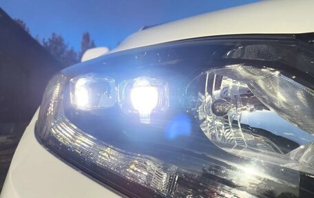 Honda Vezel, 2017 год, 1 750 000 рублей, 7 фотография