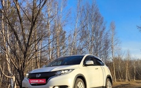 Honda Vezel, 2017 год, 1 750 000 рублей, 13 фотография