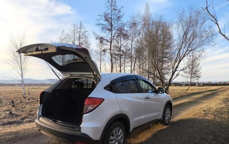 Honda Vezel, 2017 год, 1 750 000 рублей, 21 фотография