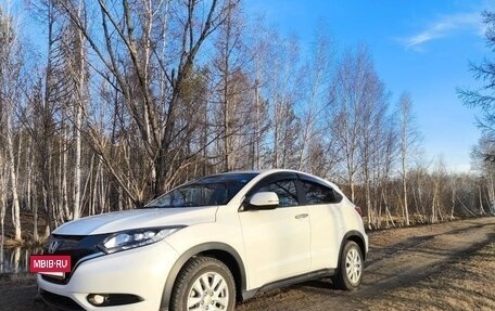 Honda Vezel, 2017 год, 1 750 000 рублей, 19 фотография