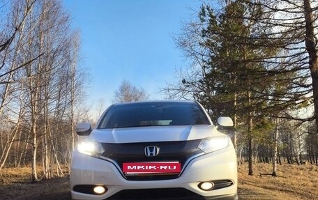 Honda Vezel, 2017 год, 1 750 000 рублей, 15 фотография