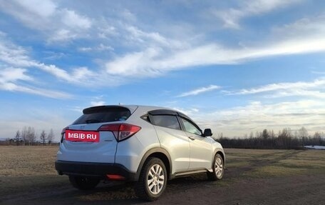 Honda Vezel, 2017 год, 1 750 000 рублей, 38 фотография