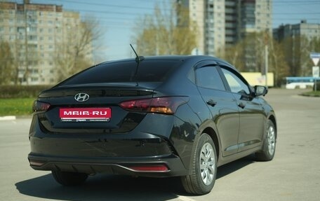 Hyundai Solaris II рестайлинг, 2021 год, 1 845 000 рублей, 1 фотография