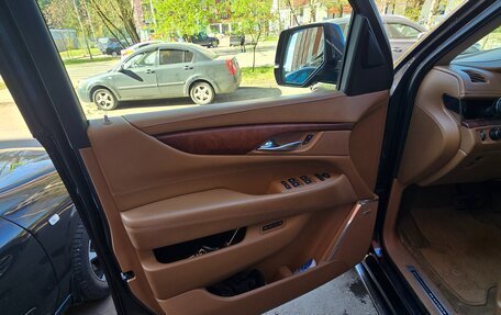 Cadillac Escalade IV, 2015 год, 3 550 000 рублей, 2 фотография