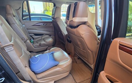 Cadillac Escalade IV, 2015 год, 3 550 000 рублей, 6 фотография