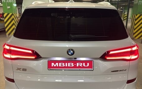 BMW X5, 2021 год, 9 000 000 рублей, 4 фотография