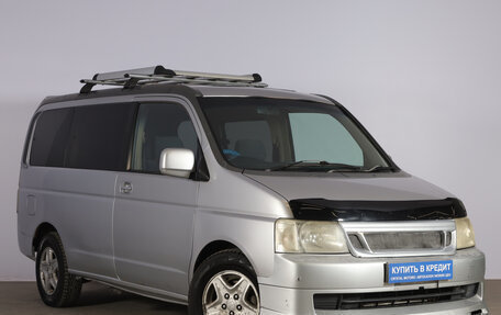 Honda Stepwgn II рестайлинг, 2002 год, 669 000 рублей, 2 фотография