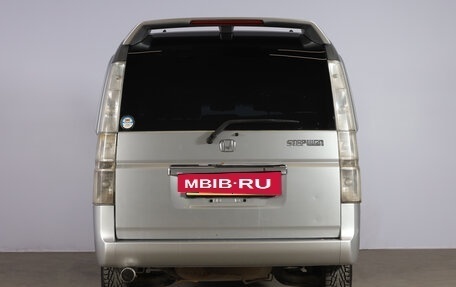 Honda Stepwgn II рестайлинг, 2002 год, 669 000 рублей, 6 фотография