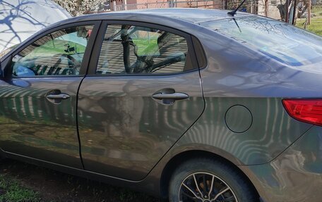 KIA Rio III рестайлинг, 2015 год, 1 100 000 рублей, 2 фотография