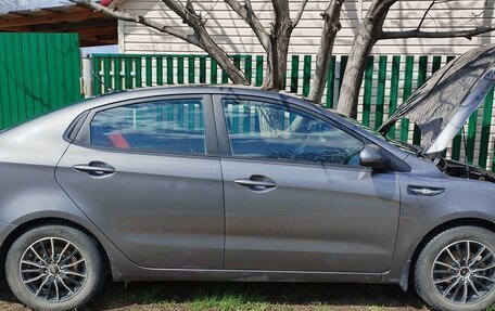 KIA Rio III рестайлинг, 2015 год, 1 100 000 рублей, 3 фотография