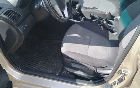 Hyundai Solaris II рестайлинг, 2011 год, 595 000 рублей, 6 фотография