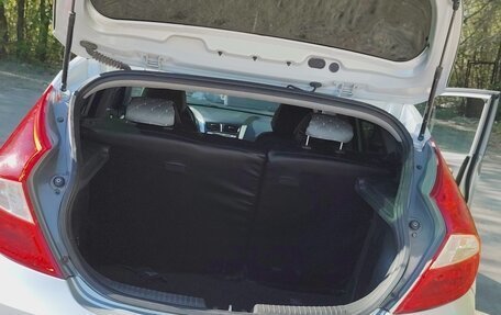 Hyundai Solaris II рестайлинг, 2012 год, 670 000 рублей, 21 фотография