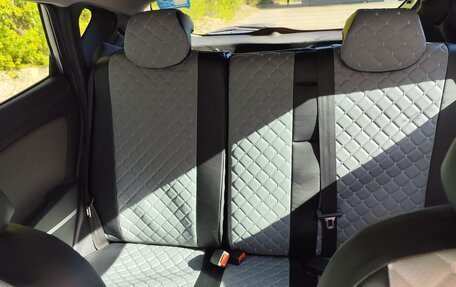 Hyundai Solaris II рестайлинг, 2012 год, 670 000 рублей, 23 фотография