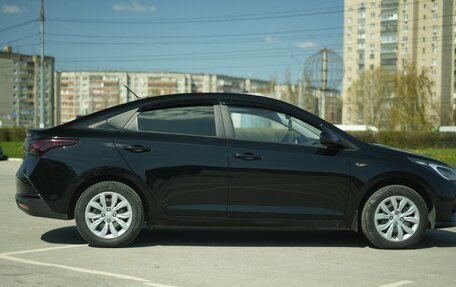 Hyundai Solaris II рестайлинг, 2021 год, 1 845 000 рублей, 6 фотография
