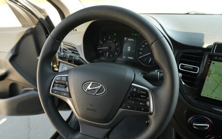 Hyundai Solaris II рестайлинг, 2021 год, 1 845 000 рублей, 17 фотография